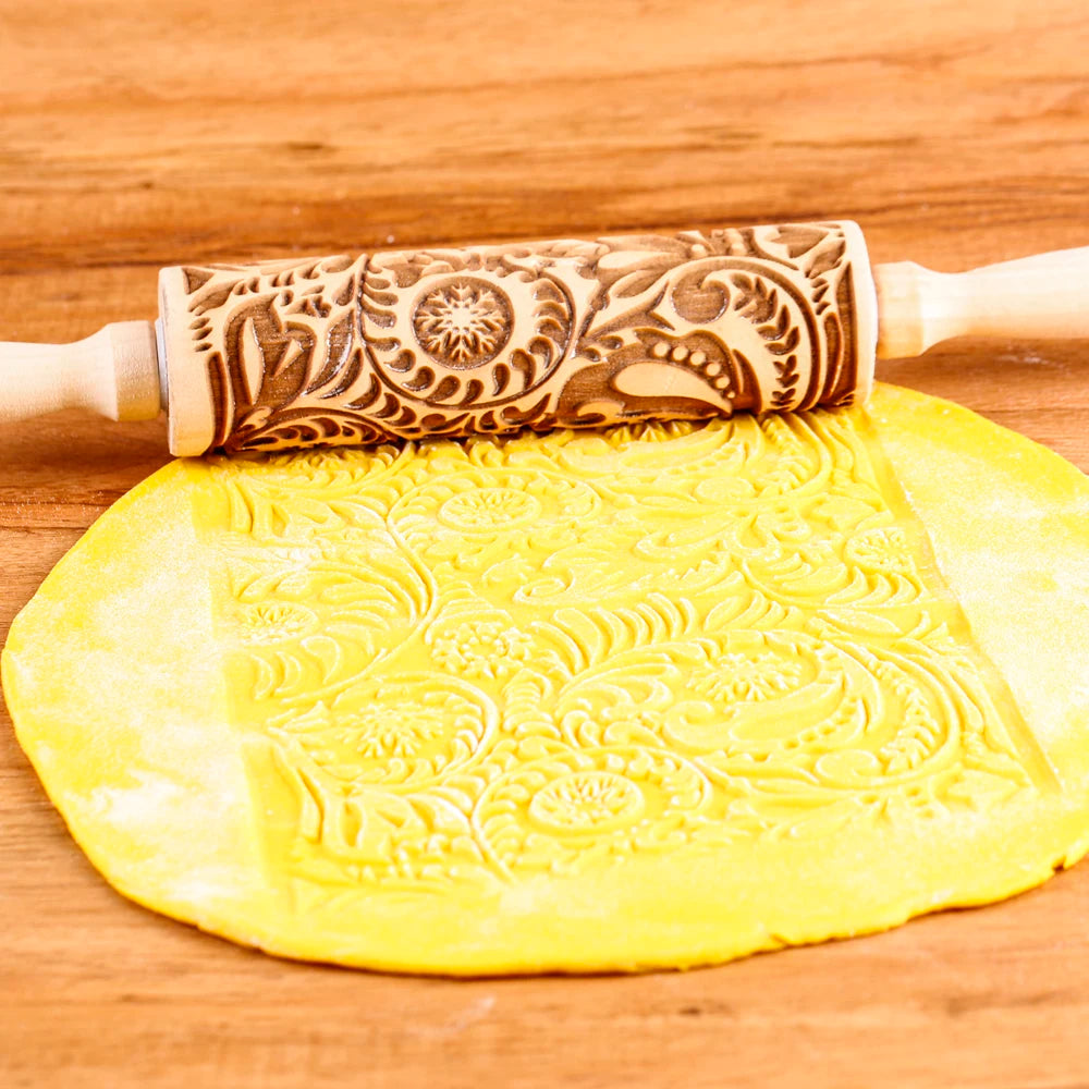 Arjmide Embossed Wooden Christmas Rolling Pin