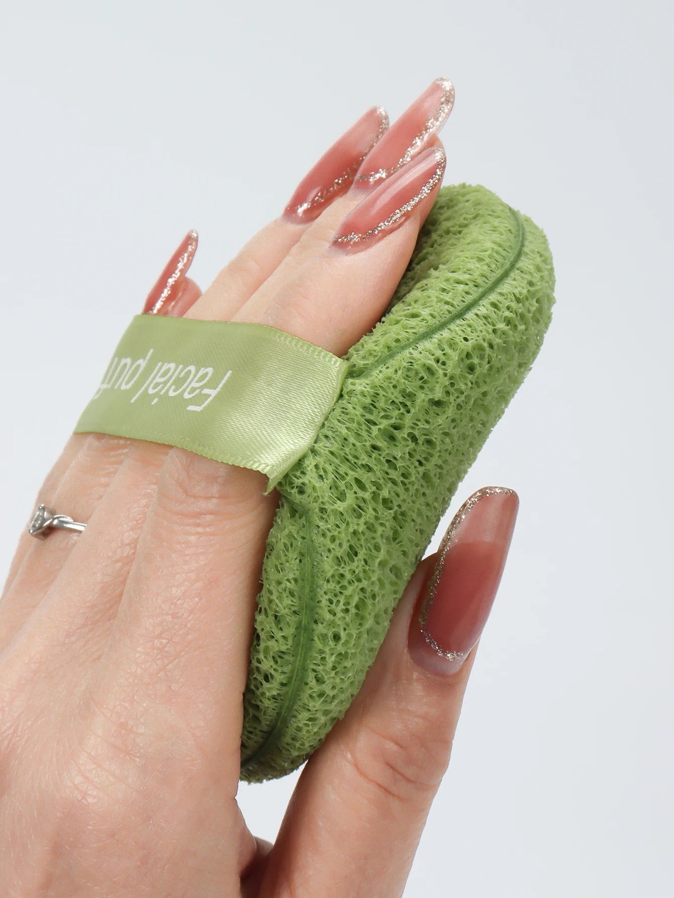 Matcha Exfoliating Gloves Puff