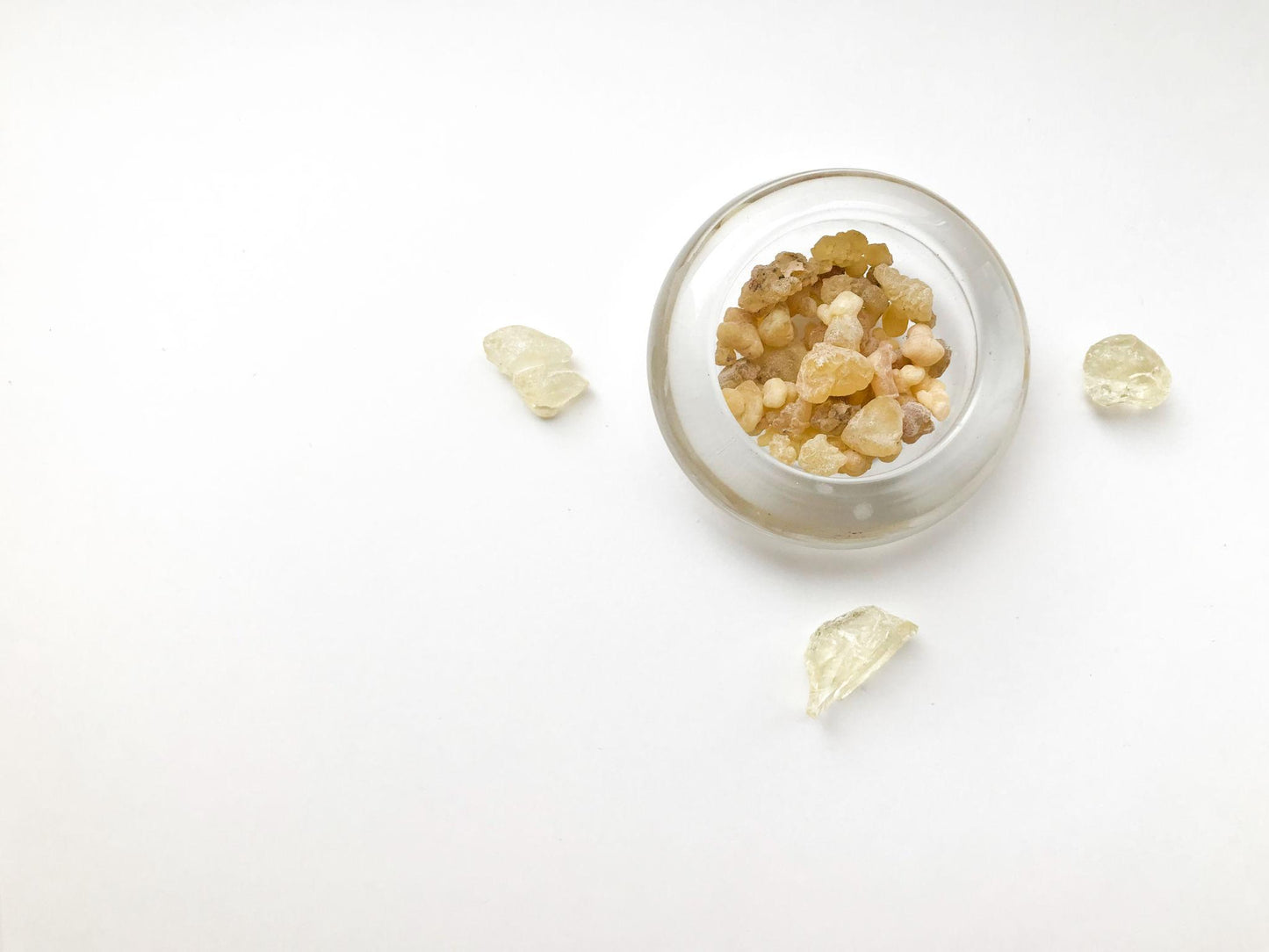 Premium Luban Frankincense Resin – 30 g Natural Aromatherapy Incense | Relaxation & Meditation