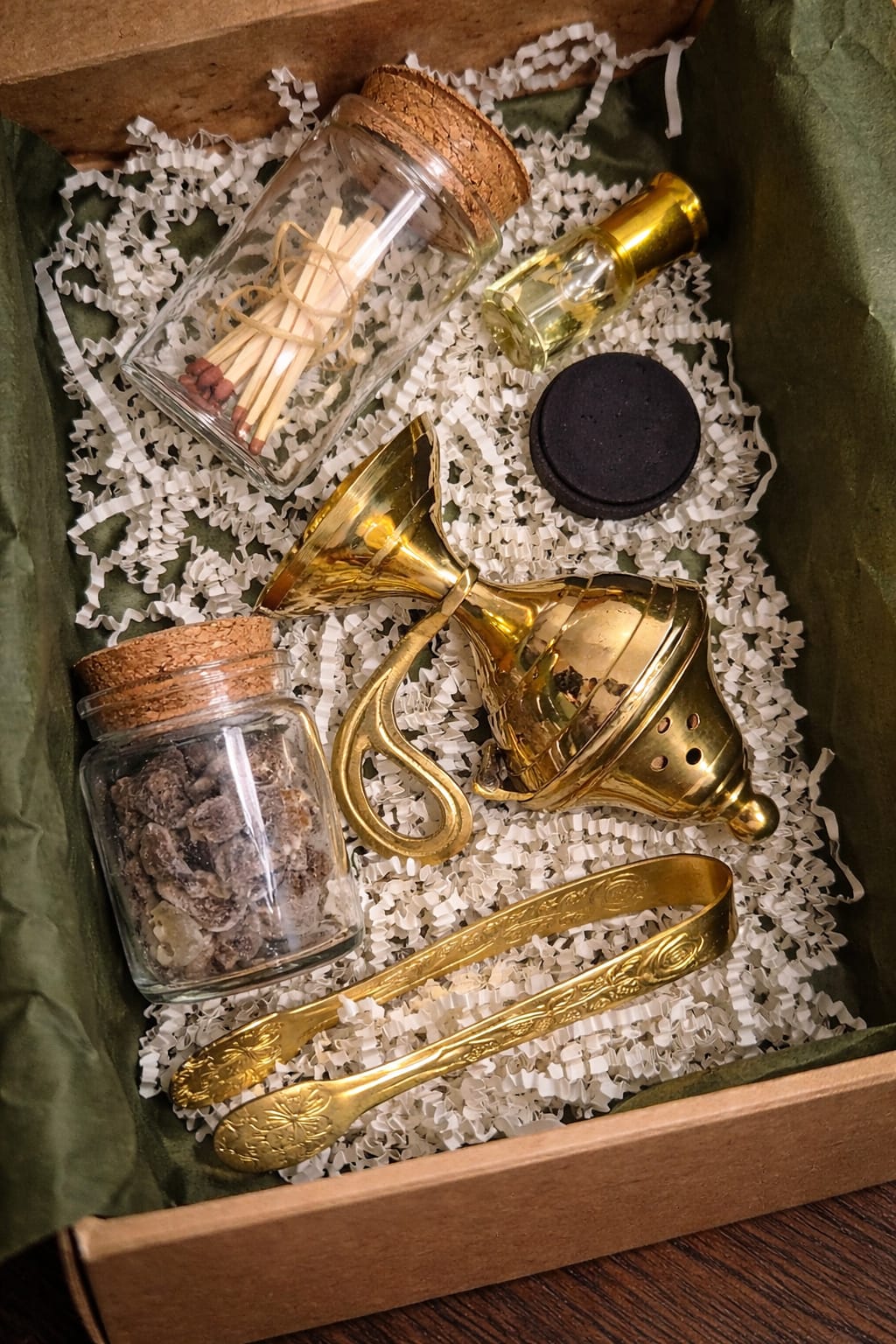 Luxury Arabic Incense & Aromatherapy Ritual Set – Premium Omani Luban, Charcoal, Gold Burner & Arabic Oil Perfume