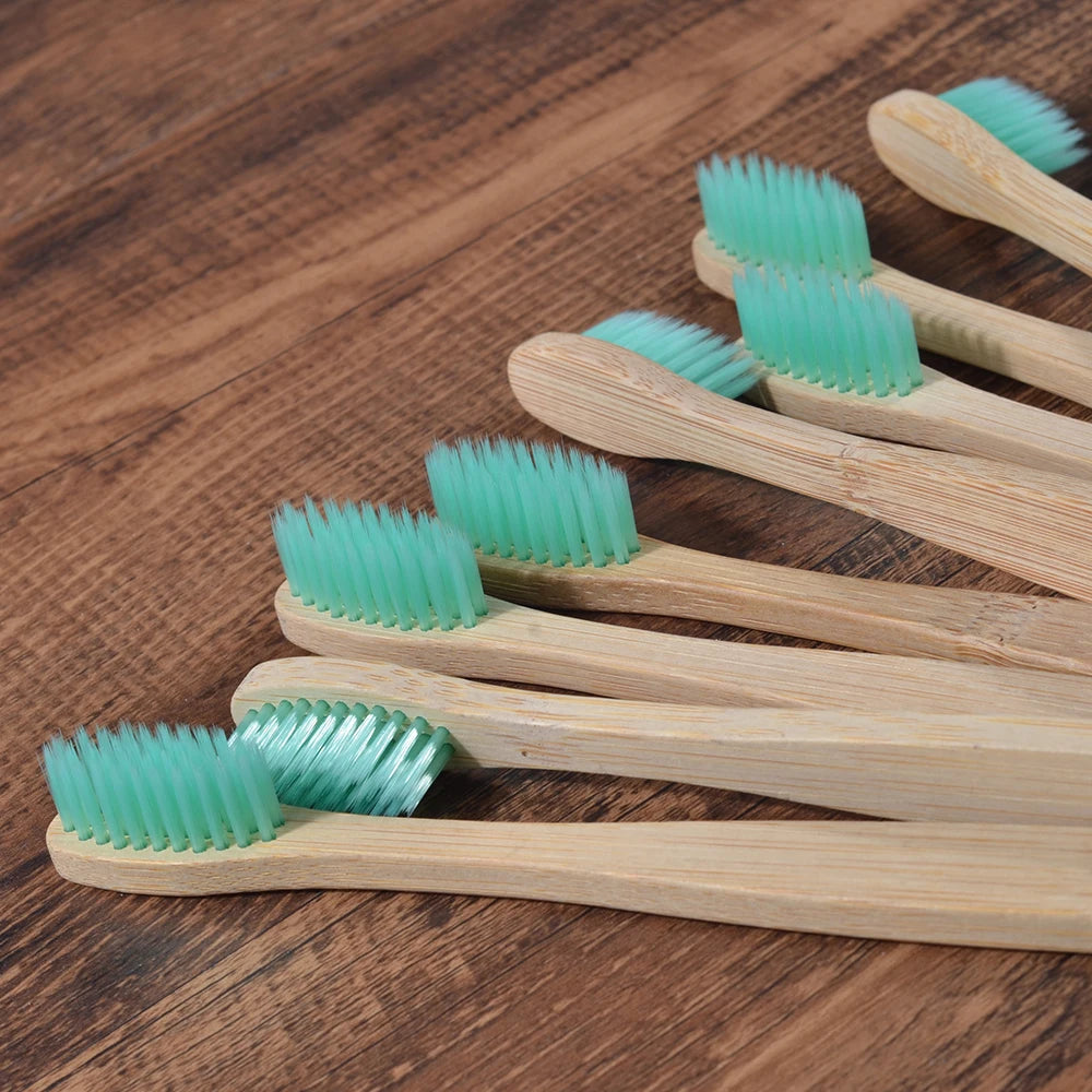 Bamboo World – 10-Piece Eco-Friendly Bamboo Toothbrush Set