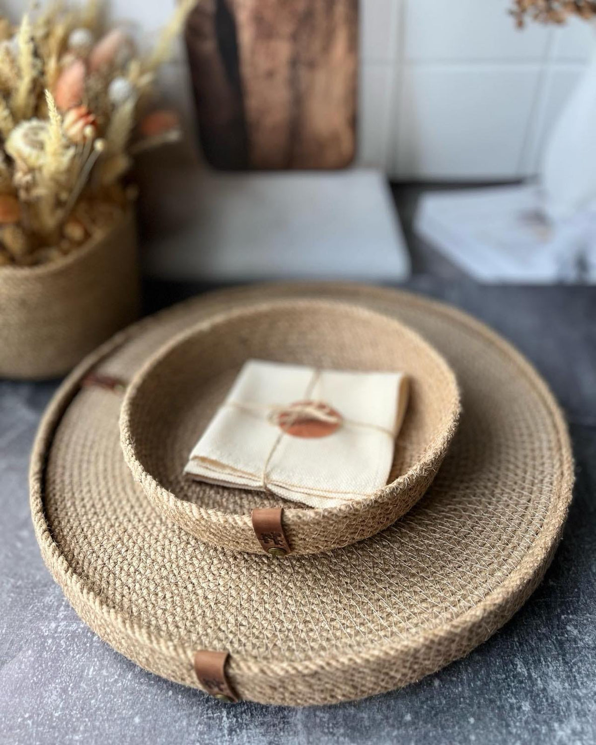 Handmade Round Placemats 30 cm – Onderzetter Bord / Tafel Placemat – Duurzame Tafeldecoratie – Set of 1/4/6